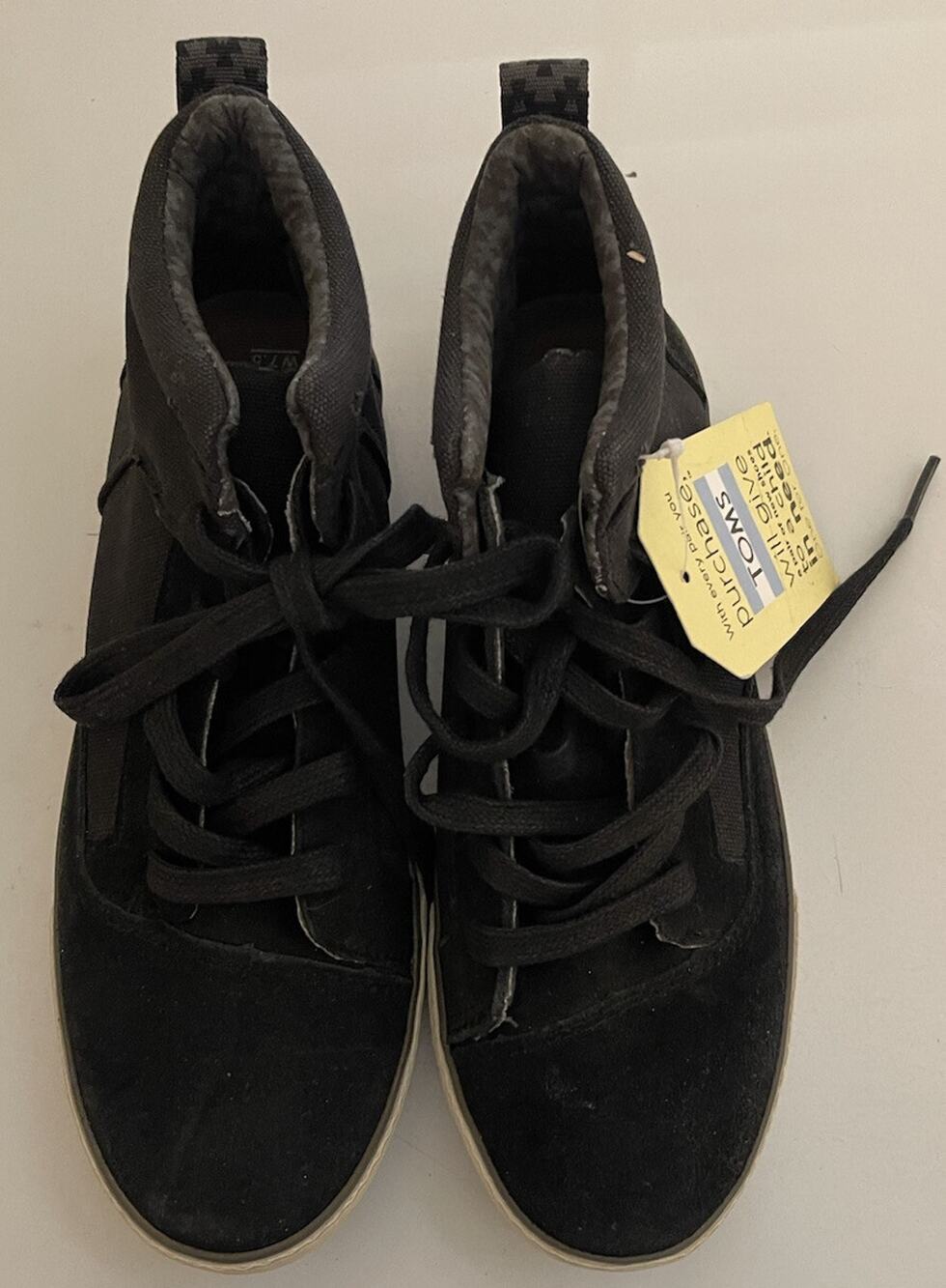 Toms womens Canvas Black high top shoes size 7.5